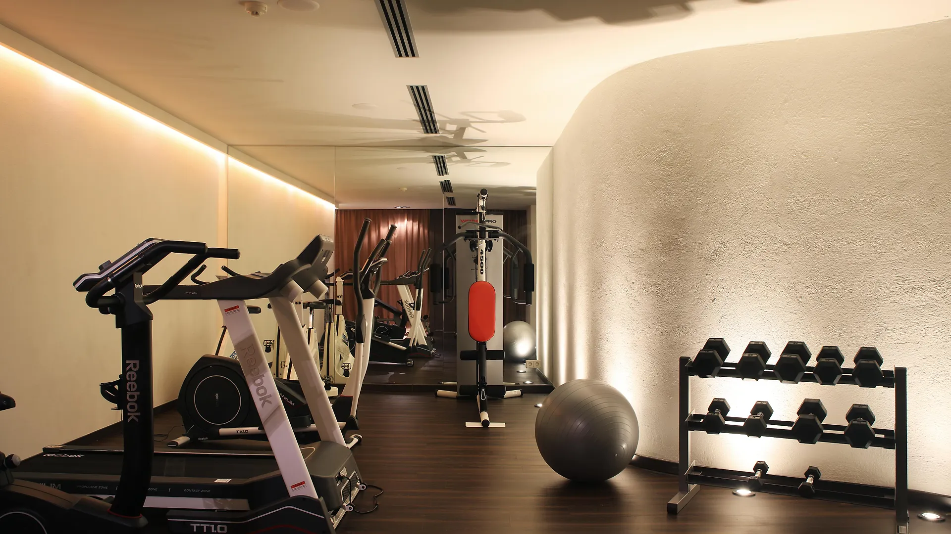 Augusta Club & Spa - Adults Only Lloret de Mar 4*,